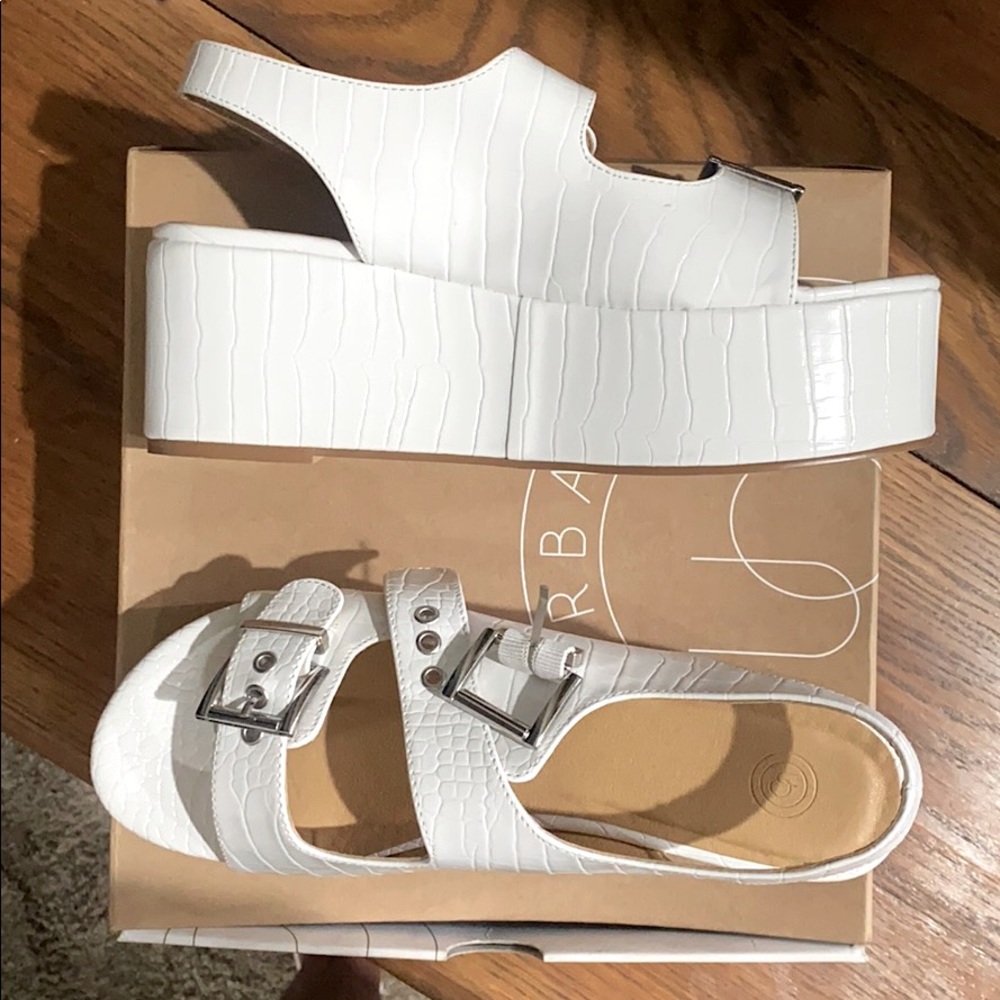 Urban Outfitters Harper Buckle Flatform